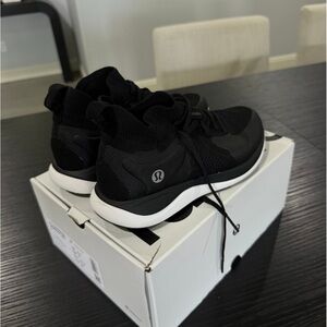 Lululemon Chargefeel Black Athletic Shoes